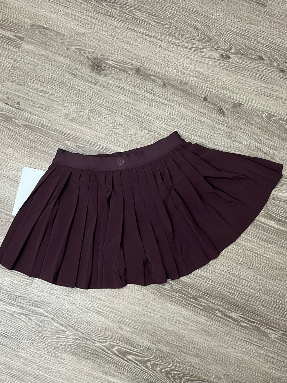 NWT HR Pleated Tennis Skirt Goodnight plum - Picture 2 of 7